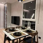 New Chic Apartment, *