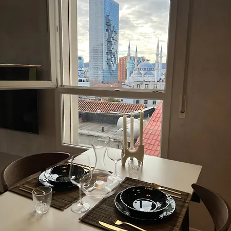 Apartmán New Chic Apartment, *