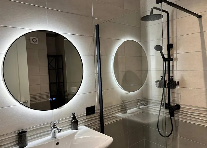 New Chic Apartment, Appartement Tirana