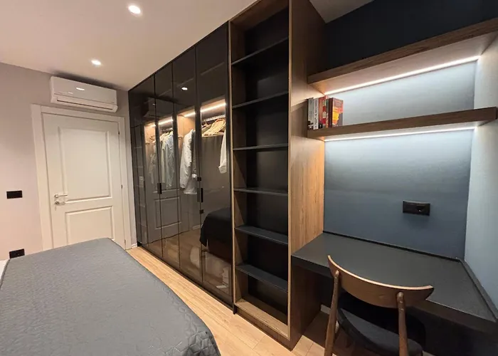 New Chic Apartment, *