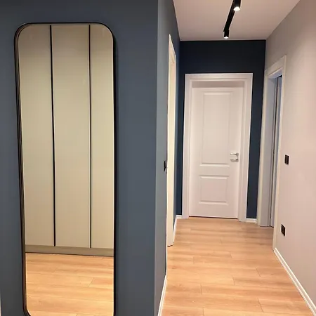 New Chic Apartment, * 티라나