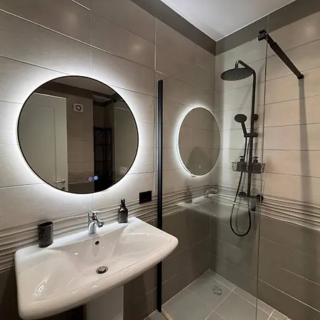 アパート New Chic Apartment,