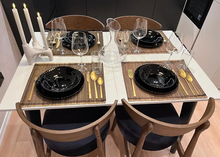 New Chic Apartment, *