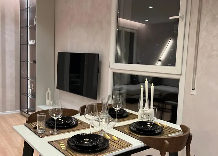 New Chic Apartment, *