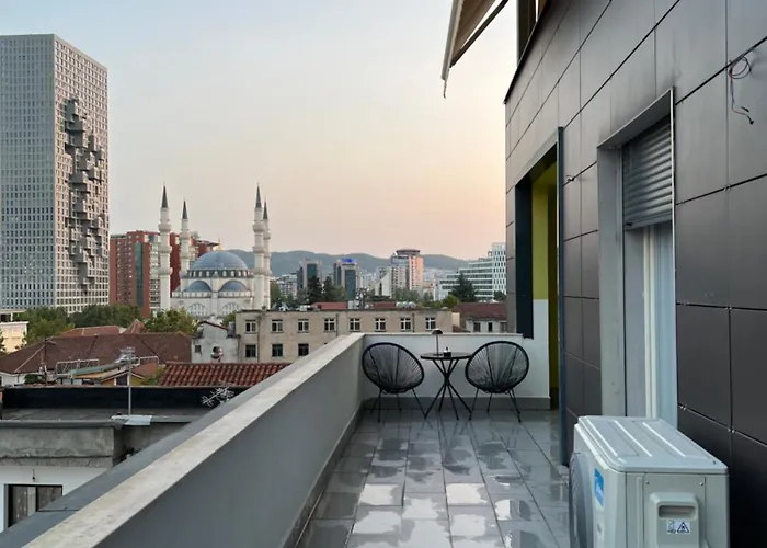 Apartman New Chic Apartment,